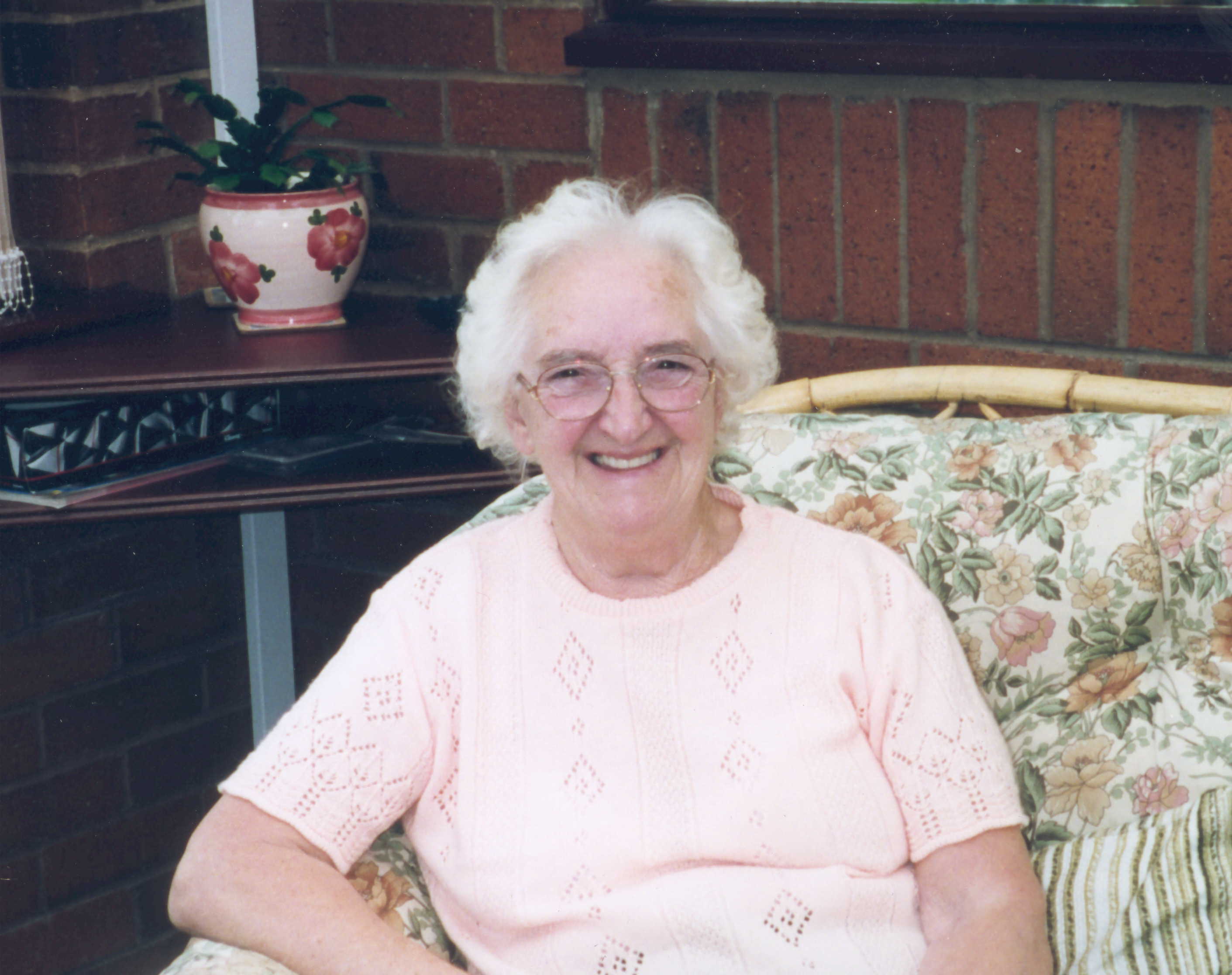 Doreen Ann JOHNSON nee LUND